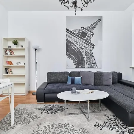 Rynek The Heart Of The City By Renters