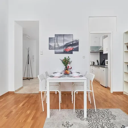 Rynek The Heart Of The City By Renters * Breslau